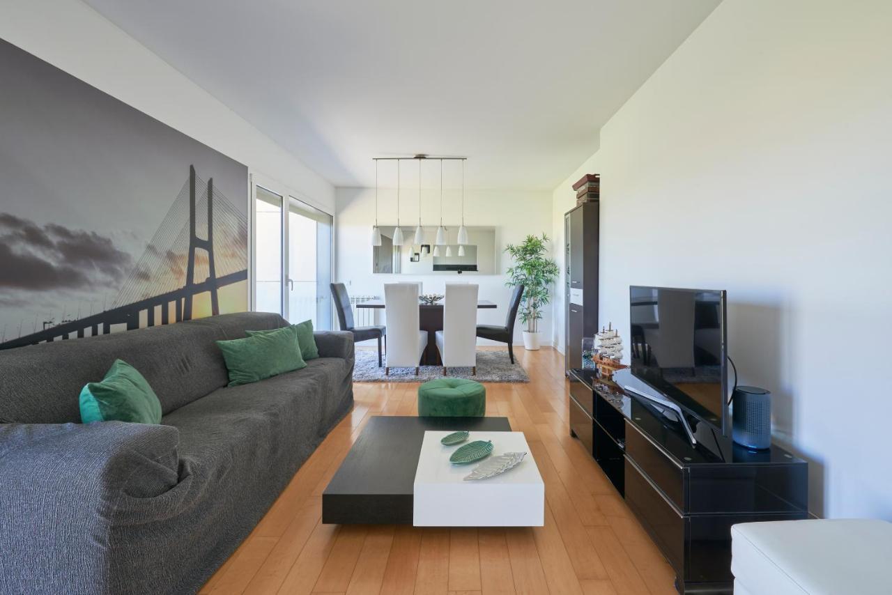 Apartamento Bridge River @ Parque Nacoes