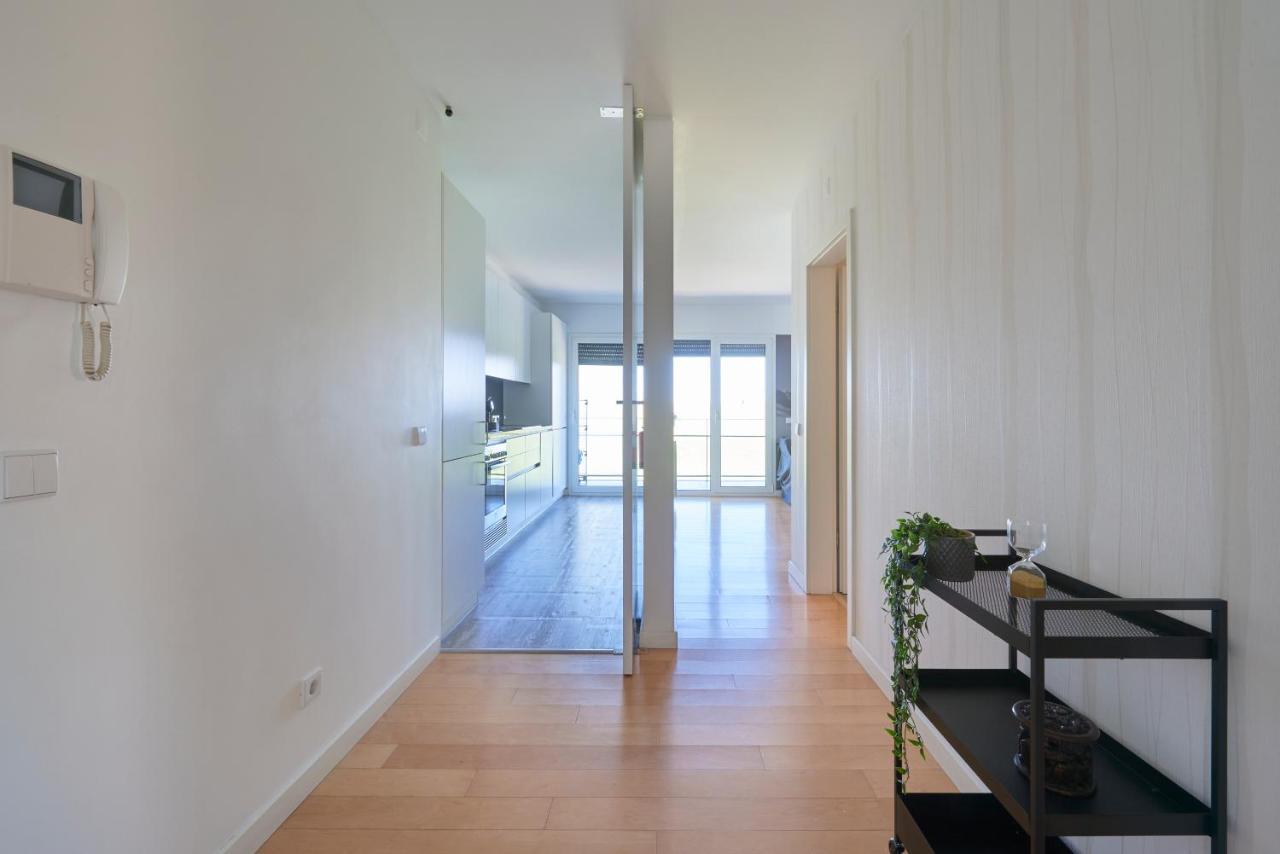 Apartamento Bridge River @ Parque Nacoes *